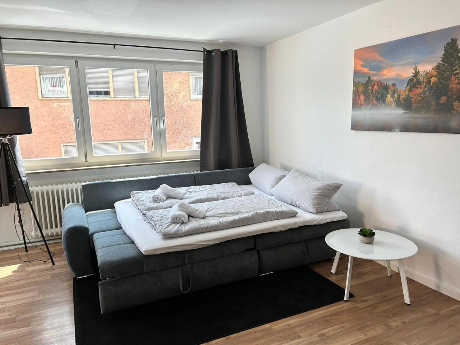 Unter Den Daechern Grillen In Bester Lage Innenstadt Stellplatz Heilbronn Exteriör bild