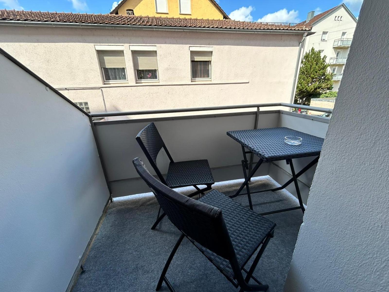 Unter Den Daechern Grillen In Bester Lage Innenstadt Stellplatz Heilbronn Exteriör bild